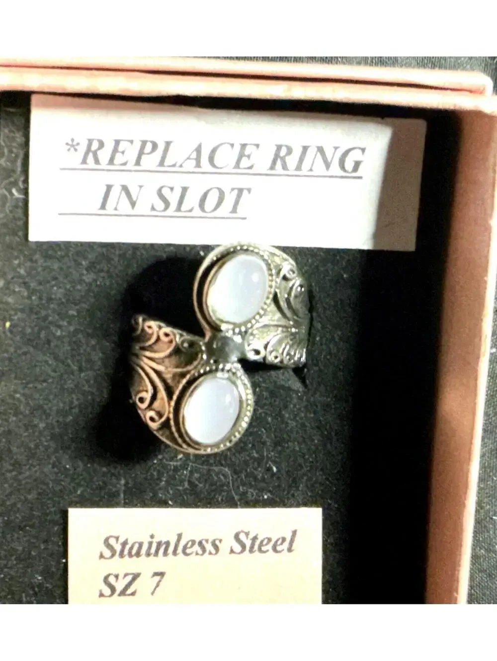 7 Moon Ring Box stainless steel o4116